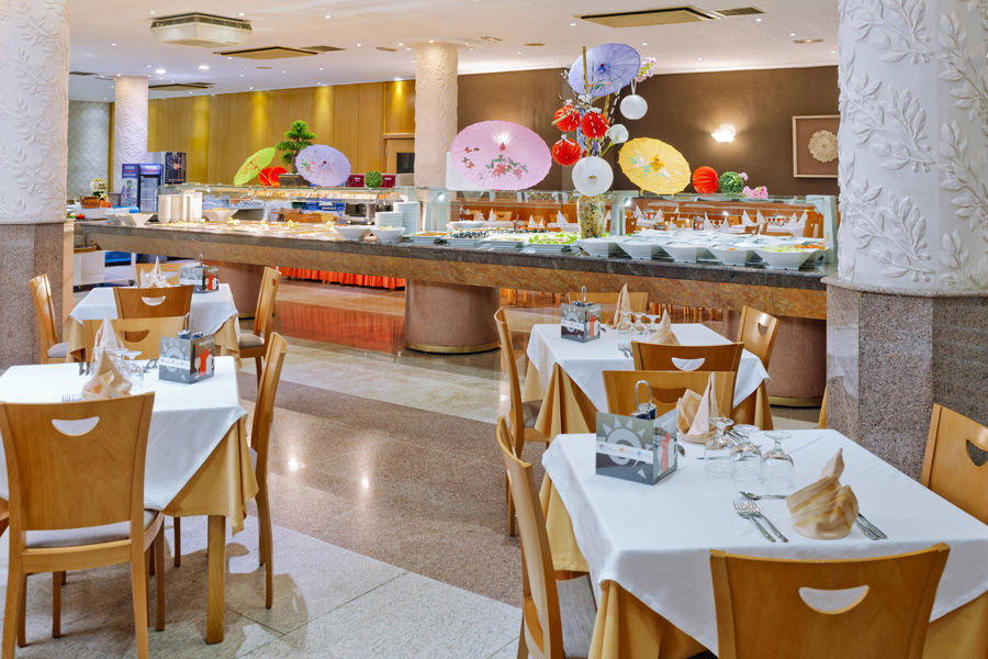 Port Eugeni Hotel Cambrils Exterior photo