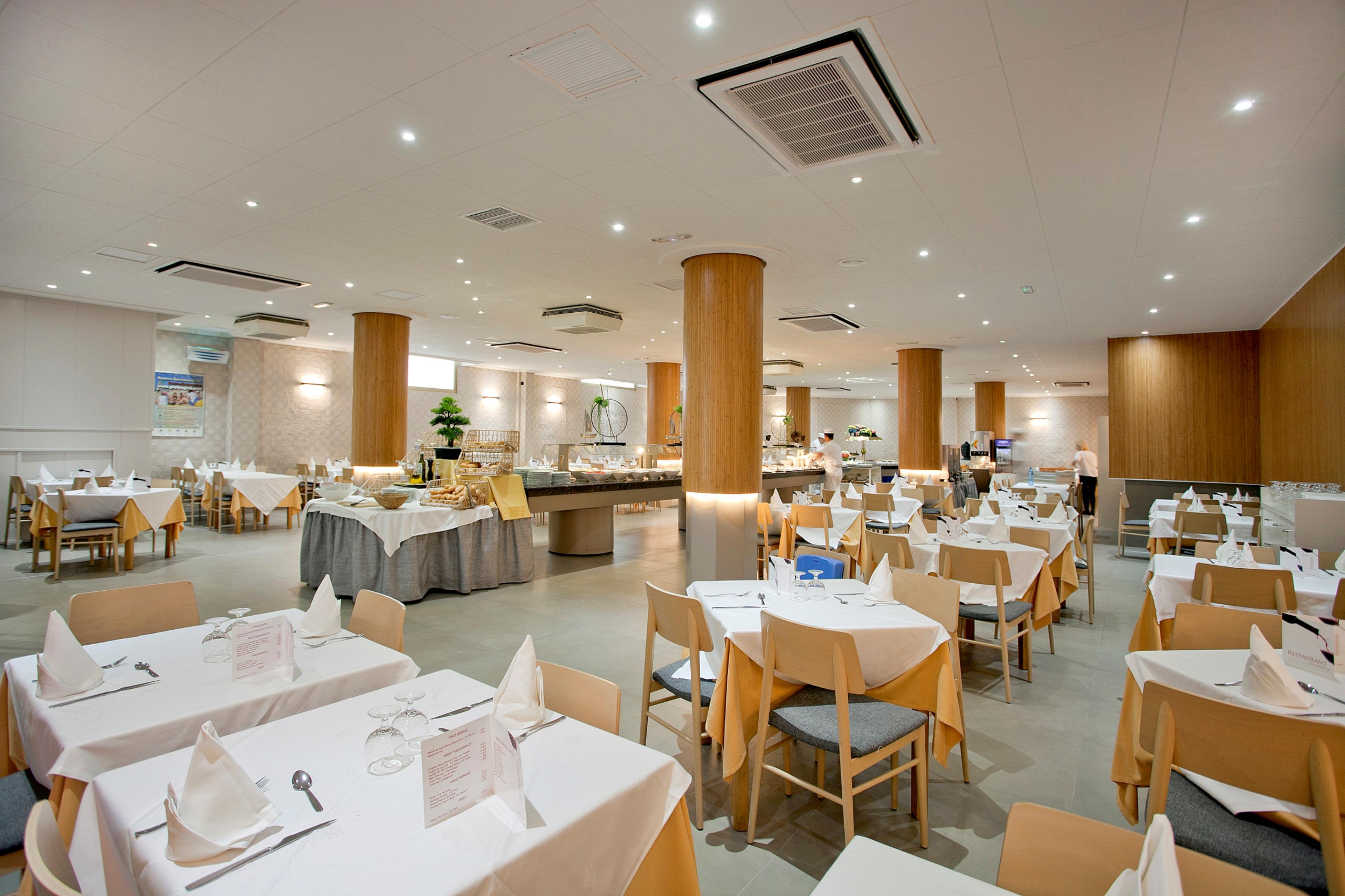 Port Eugeni Hotel Cambrils Exterior photo